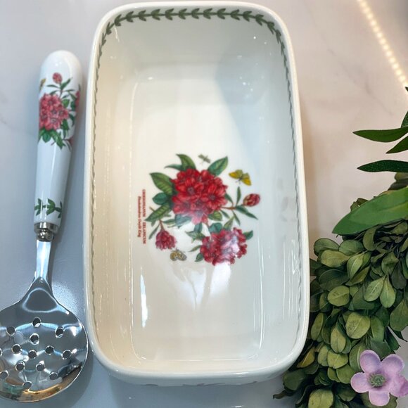 Botanical Garden Cranberry Dish with Slotted Spoon, 2-Piece Set-NEW - Picture 4 of 15